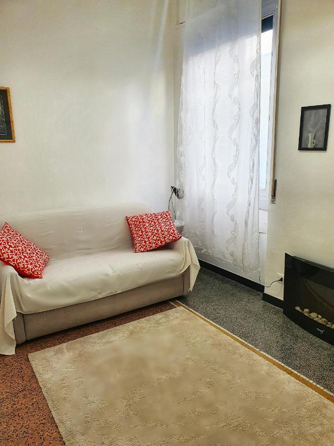 Apartament Fantastic House Near The Station Free Parking Genua Zewnętrze zdjęcie
